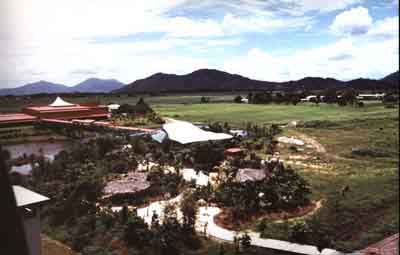 Talstation der Skyrail mit dem Kulturzentrum der Aborigines